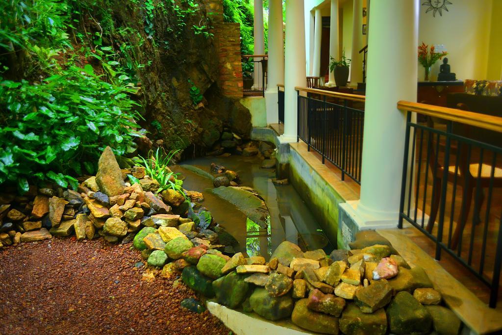 Tropical Retreat Hotel Unawatuna Exterior photo